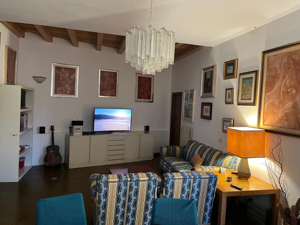 Suite 23, Bologna